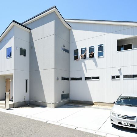 Guesthouse Ori Ori Niigata Exteriör bild